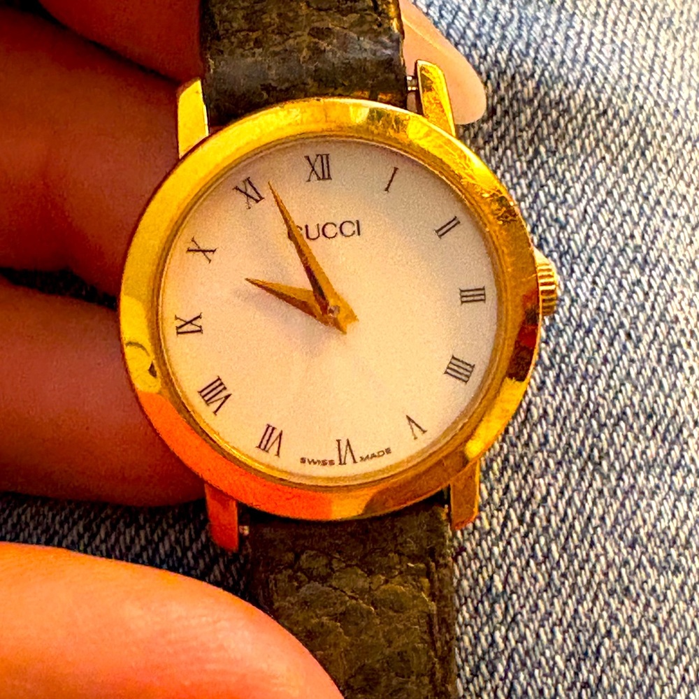 Authentic vintage Gucci watch